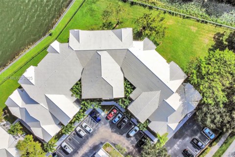 Condominio en venta en Oakland Park, Florida, 2 dormitorios, 104.14 m2 № 1993887 - foto 10