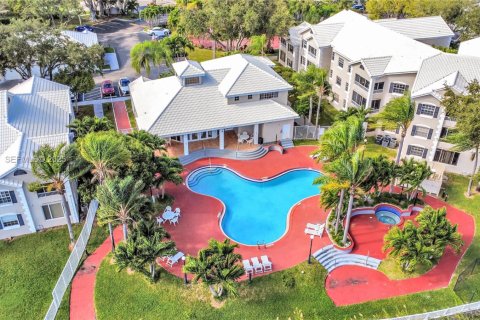Condominio en venta en Oakland Park, Florida, 2 dormitorios, 104.14 m2 № 1993887 - foto 4