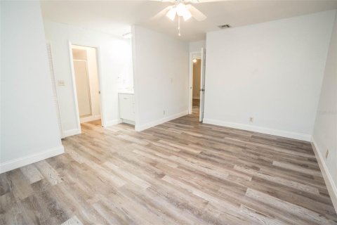Copropriété à vendre à Temple Terrace, Floride: 3 chambres, 116.5 m2 № 1857800 - photo 29