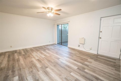 Copropriété à vendre à Temple Terrace, Floride: 3 chambres, 116.5 m2 № 1857800 - photo 19