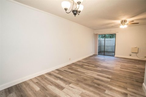 Copropriété à vendre à Temple Terrace, Floride: 3 chambres, 116.5 m2 № 1857800 - photo 23