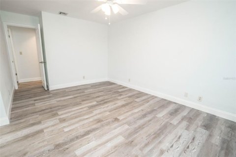 Copropriété à vendre à Temple Terrace, Floride: 3 chambres, 116.5 m2 № 1857800 - photo 28