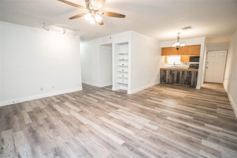 Copropriété à vendre à Temple Terrace, Floride: 3 chambres, 116.5 m2 № 1857800 - photo 22