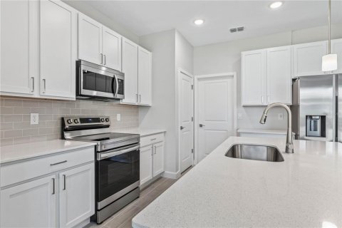 House in North Port, Florida 3 bedrooms, 165.27 sq.m. № 1866169 - photo 10