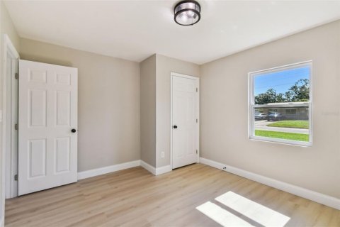 House in Tampa, Florida 3 bedrooms, 98.48 sq.m. № 1851546 - photo 30