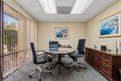 Commercial property in Clearwater, Florida 891.86 sq.m. № 2114681 - photo 14