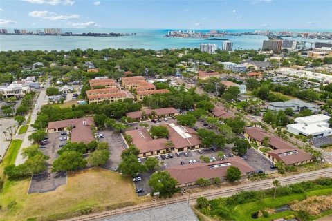 Commercial property in Clearwater, Florida 891.86 sq.m. № 2114681 - photo 27