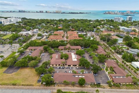 Commercial property in Clearwater, Florida 891.86 sq.m. № 2114681 - photo 26