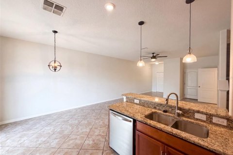 Touwnhouse à vendre à Hudson, Floride: 3 chambres, 154.78 m2 № 2227146 - photo 13