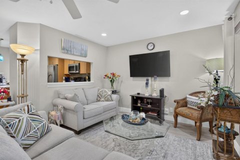Touwnhouse à vendre à Deerfield Beach, Floride: 2 chambres, 125.33 m2 № 2413305 - photo 19