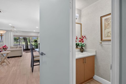 Touwnhouse à vendre à Deerfield Beach, Floride: 2 chambres, 125.33 m2 № 2413305 - photo 7