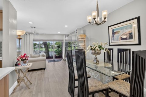Touwnhouse à vendre à Deerfield Beach, Floride: 2 chambres, 125.33 m2 № 2413305 - photo 12