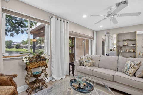 Touwnhouse à vendre à Deerfield Beach, Floride: 2 chambres, 125.33 m2 № 2413305 - photo 20