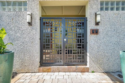 Купить коммерческую недвижимость в Галфпорта, Флорида 6 спален, 596.8м2, № 1677592 - фото 4