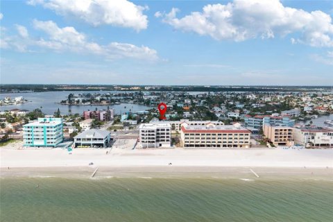 Land in Madeira Beach, Florida № 1913548 - photo 7