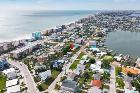 Land in Madeira Beach, Florida № 1913548 - photo 5