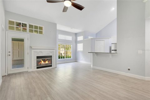 Townhouse in Lake Mary, Florida 2 bedrooms, 107.21 sq.m. № 1749381 - photo 4