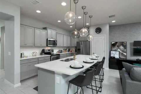 Touwnhouse à louer à Kissimmee, Floride: 5 chambres, 210.24 m2 № 2150995 - photo 4