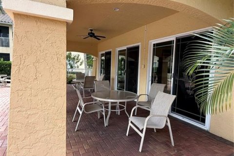 Copropriété à louer à Lakewood Ranch, Floride: 2 chambres, 144.18 m2 № 2116808 - photo 11