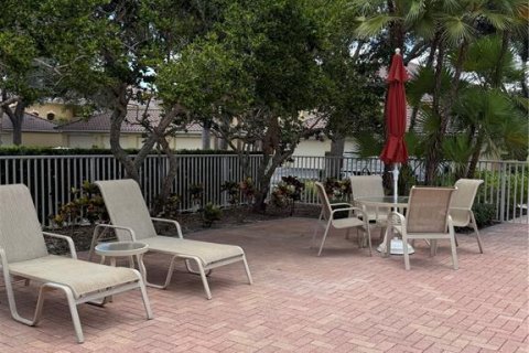 Copropriété à louer à Lakewood Ranch, Floride: 2 chambres, 144.18 m2 № 2116808 - photo 9