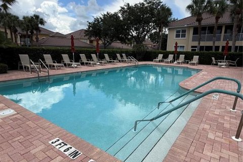 Copropriété à louer à Lakewood Ranch, Floride: 2 chambres, 144.18 m2 № 2116808 - photo 12