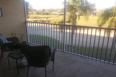 Copropriété à louer à Lakewood Ranch, Floride: 2 chambres, 144.18 m2 № 2116808 - photo 6