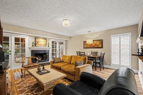 Touwnhouse à vendre à Tampa, Floride: 2 chambres, 125.14 m2 № 2195764 - photo 3