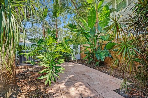 Touwnhouse à vendre à Tampa, Floride: 2 chambres, 125.14 m2 № 2195764 - photo 27