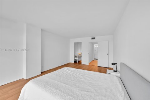 Copropriété à louer à Hallandale Beach, Floride: 1 chambre, 85.01 m2 № 2052822 - photo 21