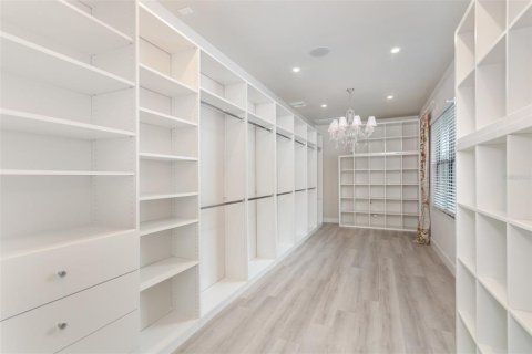 Купить виллу или дом в Орландо, Флорида 11 комнат, 395.02м2, № 2122253 - фото 30