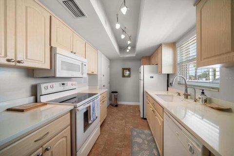 Condominio en venta en Belleair, Florida, 2 dormitorios, 117.52 m2 № 1658326 - foto 8