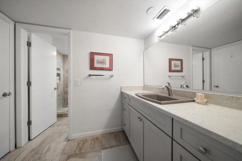 Condominio en venta en Belleair, Florida, 2 dormitorios, 117.52 m2 № 1658326 - foto 19