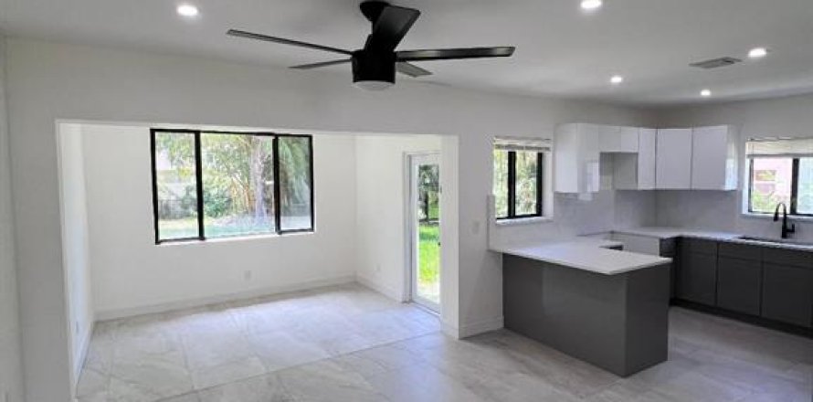 Casa en Dunedin, Florida 2 dormitorios, 111.48 m2 № 1906209