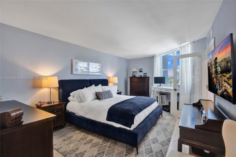 Copropriété à vendre à Pompano Beach, Floride: 2 chambres, 152.73 m2 № 1977288 - photo 19