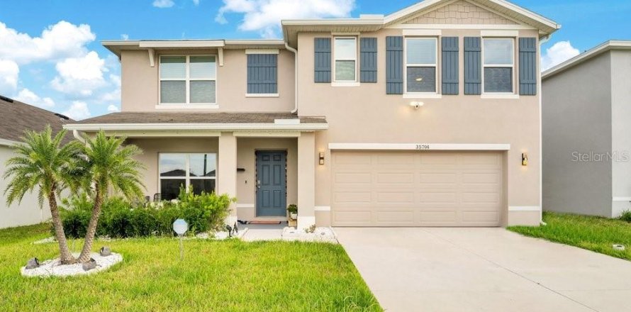 Villa ou maison à Zephyrhills, Floride 5 chambres, 242.01 m2 № 2218557