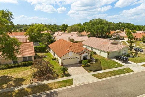House in Apopka, Florida 3 bedrooms, 163.79 sq.m. № 1673746 - photo 5