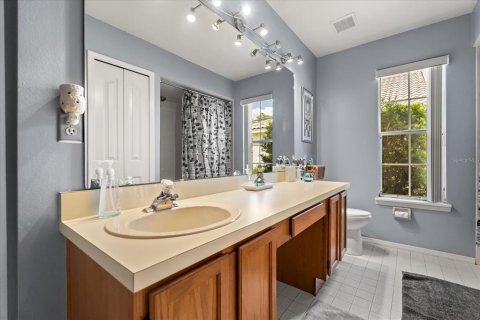 House in Apopka, Florida 3 bedrooms, 163.79 sq.m. № 1673746 - photo 16