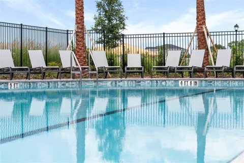 Touwnhouse à vendre à Apopka, Floride: 3 chambres, 137.12 m2 № 2200567 - photo 21