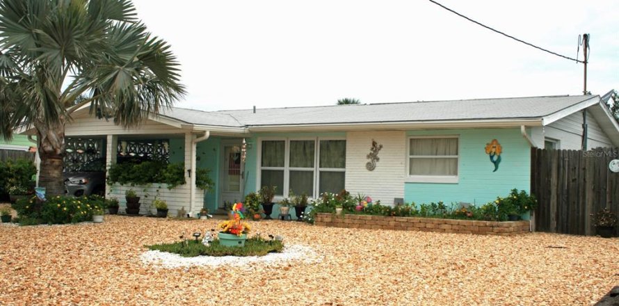 Apartamento en New Smyrna Beach, Florida 2 dormitorios, 102.1 m2 № 1561721