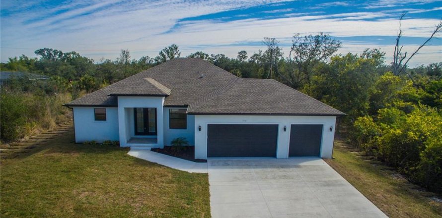 Casa en Port Charlotte, Florida 3 dormitorios, 175.03 m2 № 1908541