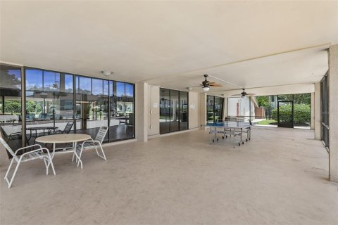 Condo in Orlando, Florida, 2 bedrooms № 2225331 - photo 27