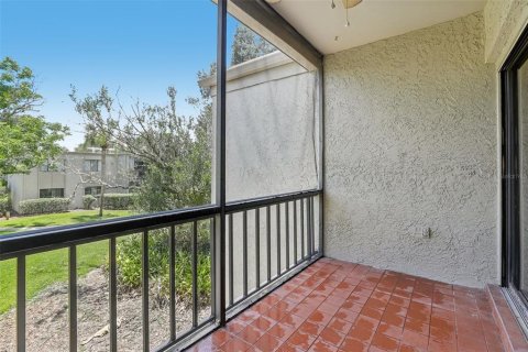 Condo in Orlando, Florida, 2 bedrooms № 2225331 - photo 21