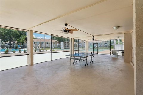 Condo in Orlando, Florida, 2 bedrooms № 2225331 - photo 26