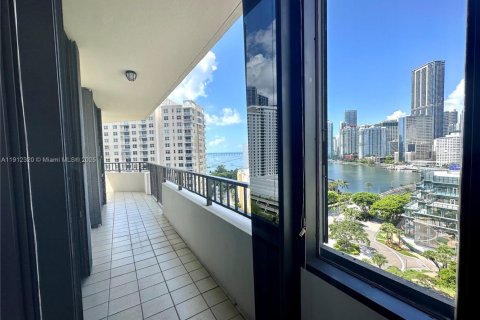 Copropriété à vendre à Miami, Floride: 2 chambres, 127.93 m2 № 1966824 - photo 3