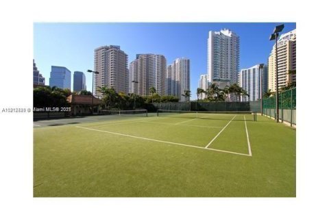 Copropriété à vendre à Miami, Floride: 2 chambres, 127.93 m2 № 1966824 - photo 20