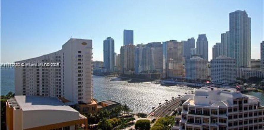 Condo à Miami, Floride, 2 chambres  № 1966824