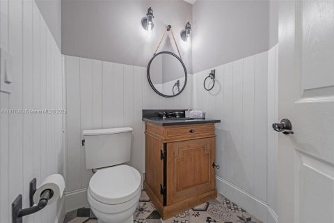 Casa en alquiler en Miramar, Florida, 4 dormitorios, 282.24 m2 № 1967654 - foto 16