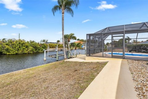Villa ou maison à vendre à Punta Gorda, Floride: 3 chambres, 188.87 m2 № 2113164 - photo 15