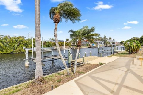 Villa ou maison à vendre à Punta Gorda, Floride: 3 chambres, 188.87 m2 № 2113164 - photo 24