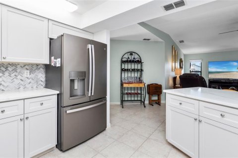 Villa ou maison à vendre à Punta Gorda, Floride: 3 chambres, 188.87 m2 № 2113164 - photo 6